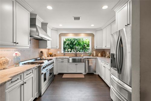 4240 Sw 9th St, Plantation, FL, 33317-4500 | Card Image