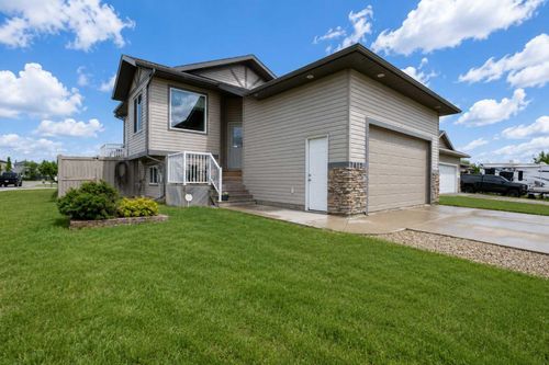 7017 115b Street, Grande Prairie, AB, T8W0J1 | Card Image