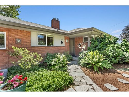 4126 Sw Idaho Ter, Portland, OR, 97221-3360 | Card Image