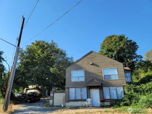 13076 Renton Ave S, Seattle, WA, 98178-4949 | Card Image