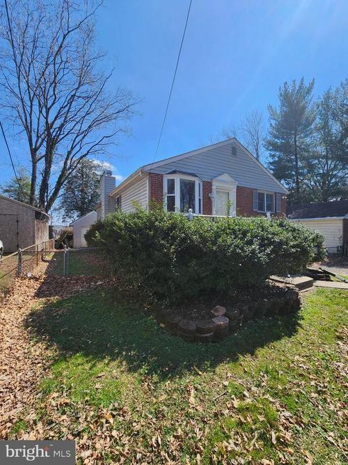 5923 Fairwood Ave, BALTIMORE, MD, 21206-2504 | Card Image