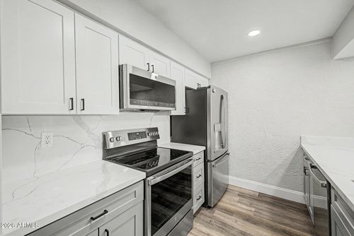 211-3314 N 68th St, Scottsdale, AZ, 85251-6207 | Card Image