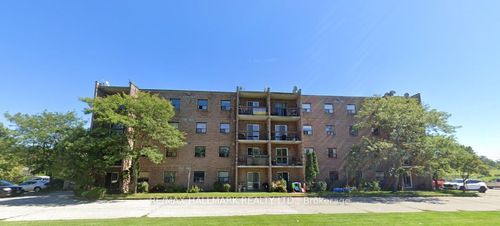 401-2 Chittim Rd, Blenheim, ON, N0P1A0 | Card Image