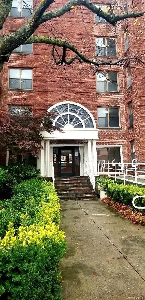 apt-4c-2140 Knapp St, Brooklyn, NY, 11229-5613 | Card Image