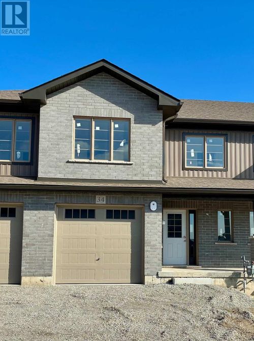 12 Beverly St, Elmvale, ON, L0L1P0 | Card Image