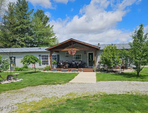 314 E Canal St, Antwerp, OH, 45813-8424 | Card Image