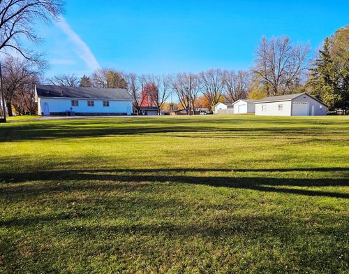 421 13th St Se, Willmar, MN, 56201-4409 | Card Image