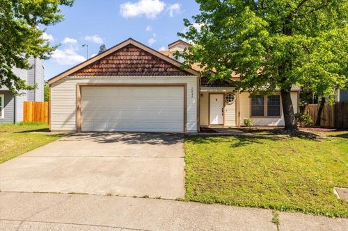 1049 Old Mill Cir, Roseville, CA, 95747-6518 | Card Image