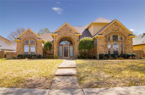 519 Cooper St, Grand Prairie, TX, 75052-3405 | Card Image