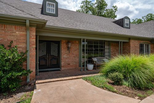 1825 Elmwood Dr, Abilene, TX, 79605-4915 | Card Image