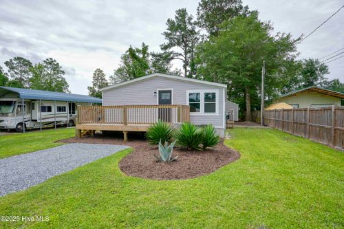 96 Lea Dr, Hampstead, NC, 28443-2289 | Card Image