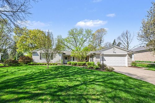16177 Old Bedford Rd, Northville, MI, 48168-2069 | Card Image