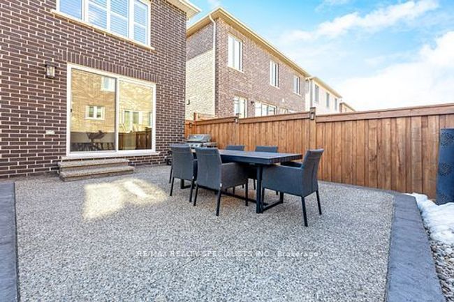 882 Magnolia Terr, House other with 4 bedrooms, 3 bathrooms and 2 parking in Milton ON | Image 35