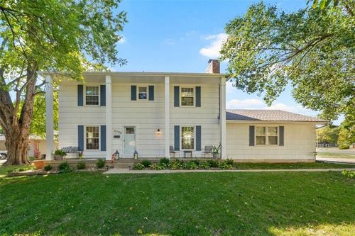 10300 Nall Ave, Overland Park, KS, 66207-3833 | Card Image