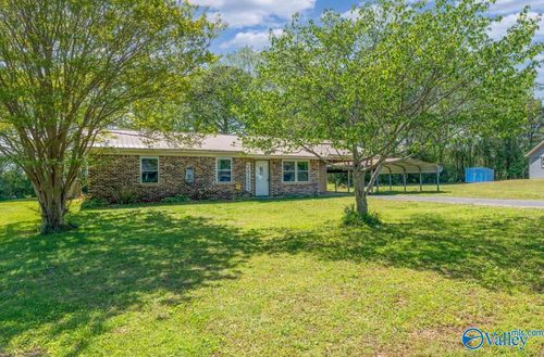 632 Robinhood Way, Fyffe, AL, 35971-3227 | Card Image