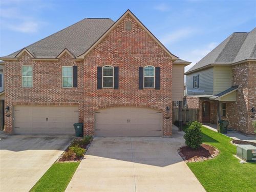 1530 Lacadie Dr, Lake Charles, LA, 70605-6690 | Card Image