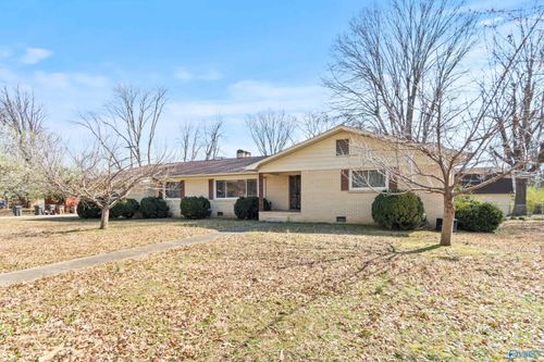 1404 6th Ave Sw, Decatur, AL, 35601-4702 | Card Image