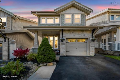 212 Capstone Cres, House with 4 bedrooms, 4 bathrooms and 3 parking in Bedford NS | Card Image