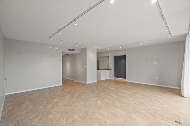 APT-5K - 3701 Turtle Creek Blvd, Condo with 1 bedrooms, 1 bathrooms and null parking in Dallas TX | Image 4