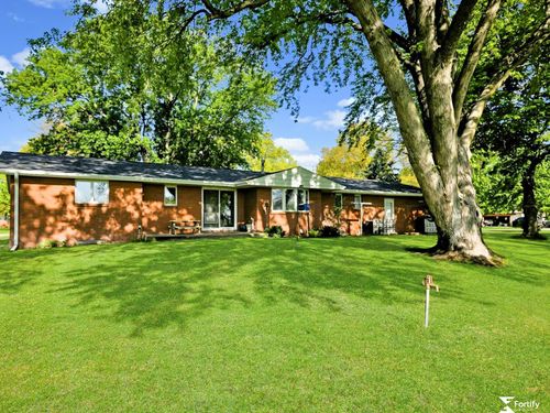 504 N Plum St, Shickley, NE, 68436-4043 | Card Image