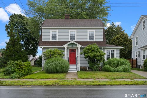 556 Ocean Avenue, New London, CT, 06320 | Card Image