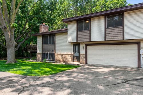 3785 Brookdale Cir N, Brooklyn Park, MN, 55443-2890 | Card Image