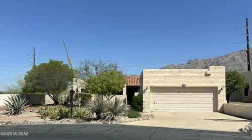 4241 E Aquarius Dr, Tucson, AZ, 85718-5211 | Card Image
