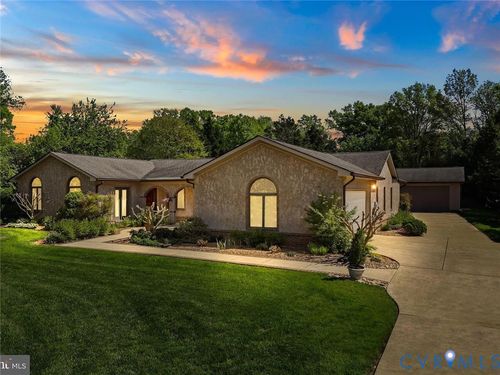 8737 Lukens Ln, Alexandria, VA, 22309-4103 | Card Image