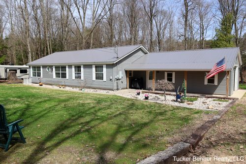 3696 S Cabmoosa Trl, Hesperia, MI, 49421 | Card Image