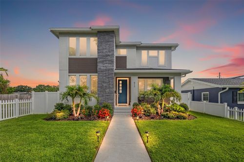 517 39th Ave N, St Petersburg, FL, 33703-6103 | Card Image