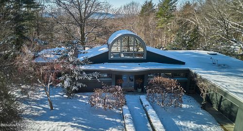 1333 Norfolk Rd, Southfield, MA, 01259-9808 | Card Image