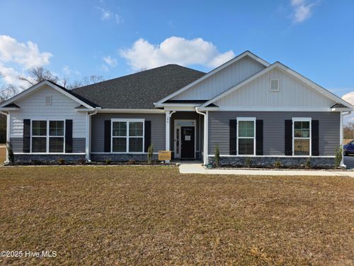 194 Poker House Rd, Grimesland, NC, 27837-9551 | Card Image