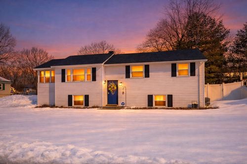 70 Tenby Dr, Nashua, NH, 03062-2059 | Card Image