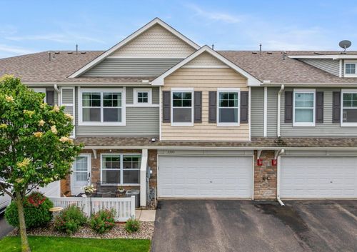 3353 Maureen Ln, Stillwater, MN, 55082-6797 | Card Image