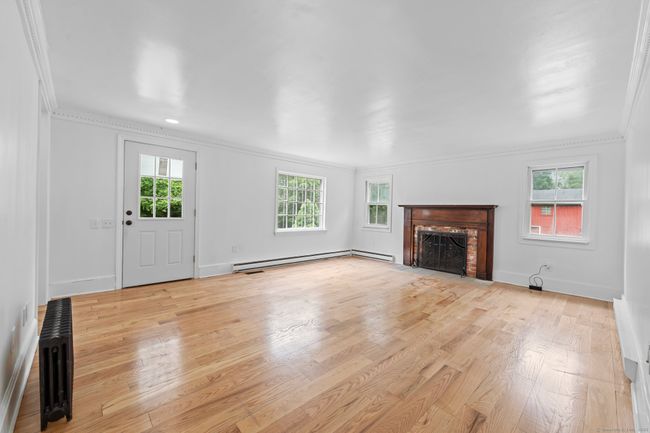 2921 Nichols Ave, House other with 5 bedrooms, 3 bathrooms and null parking in Trumbull CT | Image 15