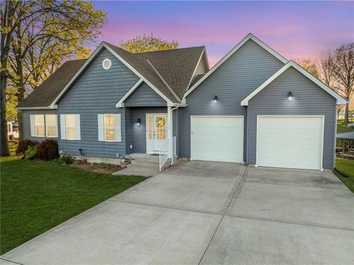 106 Angler Pt, Gallatin, MO, 64640-8343 | Card Image