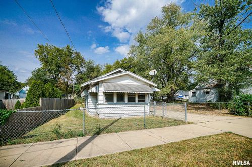 2505 W Humboldt St, Peoria, IL, 61605-1443 | Card Image
