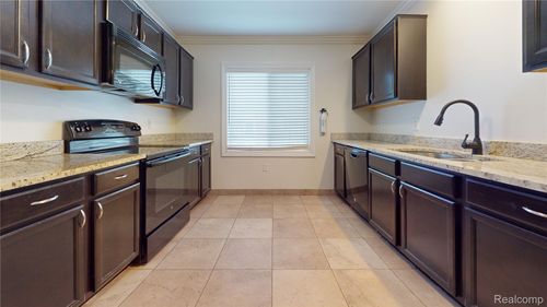 485 Neff Road, Grosse Pointe, MI, 48230 | Card Image