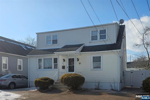 95 William Pl, Totowa, NJ, 07512-2629 | Card Image