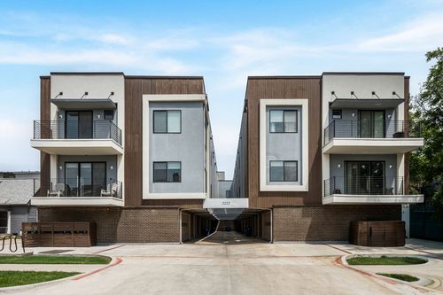 102-2222 Moser Ave, Dallas, TX, 75206-7028 | Card Image