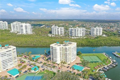 a201-25 Bluebill Ave, NAPLES, FL, 34108-1748 | Card Image