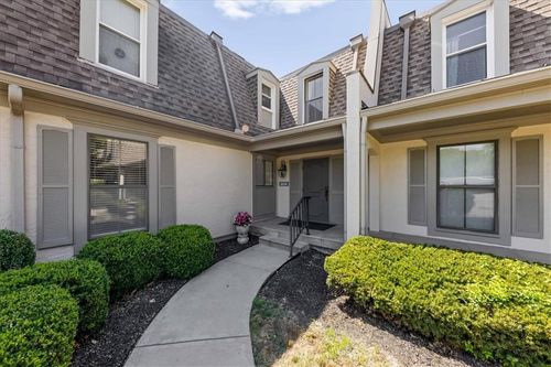 c-10758 Glenwood St, Overland Park, KS, 66211-1132 | Card Image