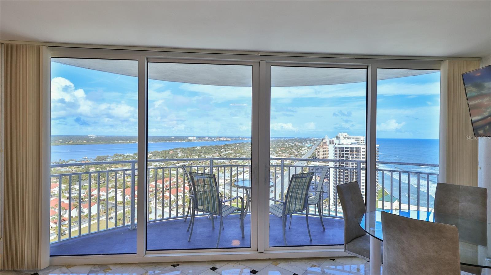 Residential in DAYTONA BEACH 2