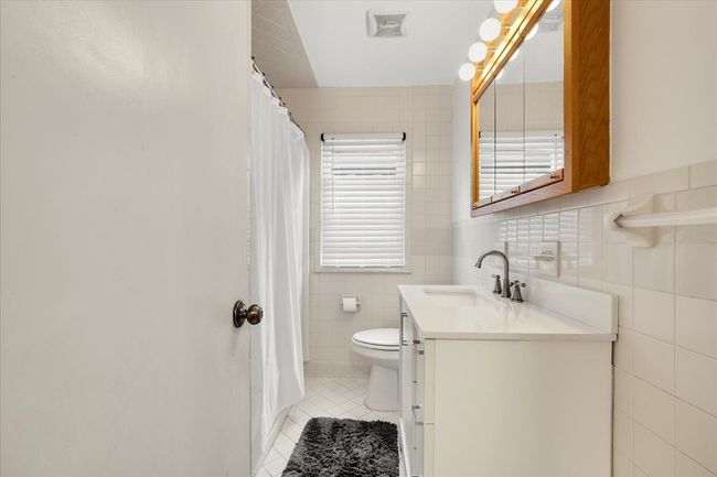 700 Silman St, House other with 3 bedrooms, 2 bathrooms and null parking in Ferndale MI | Image 8