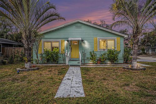 1701 32nd Avenue N, St Petersburg, FL, 33713 | Card Image