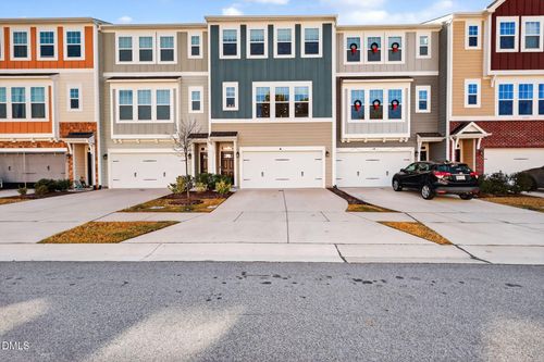 1118 Commack Dr, Durham, NC, 27703-6805 | Card Image