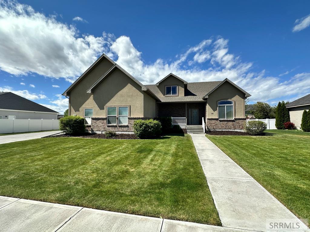 Pevero Dr, Idaho Falls, ID 83401