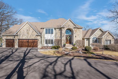 5N002 Forest Trl, St. Charles, IL, 60175-5527 | Card Image