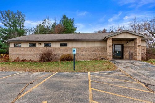 N6493 Valley Circle Road, PLAINFIELD, WI, 54966 | Card Image