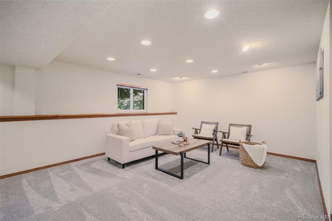 Basement Family Room | Image 36